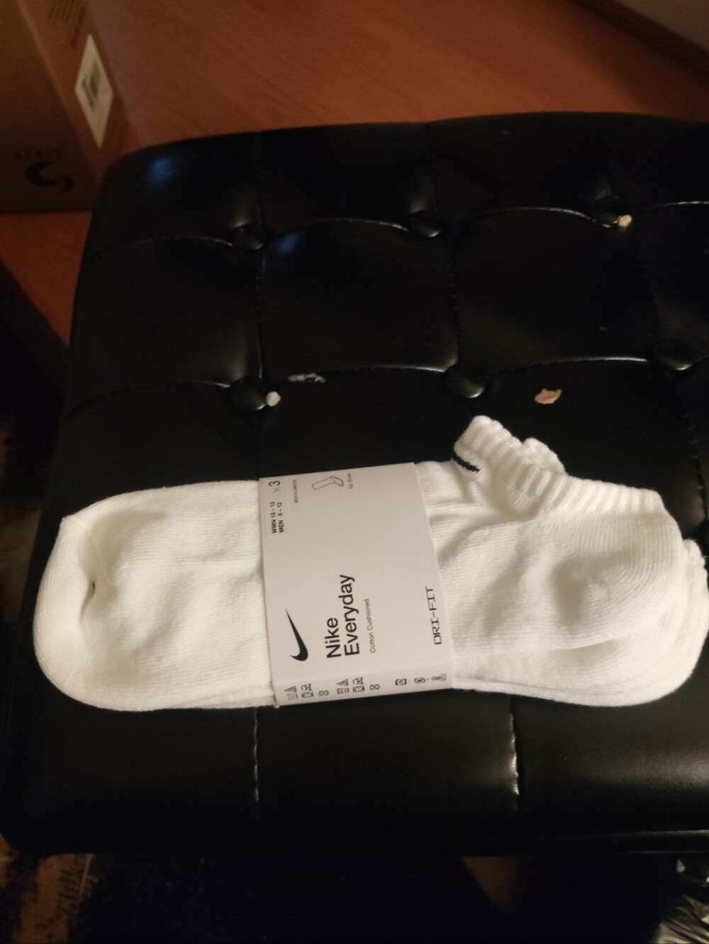 Nike White Low-Cut Athletic Socks - No-Show   3 Pairs
